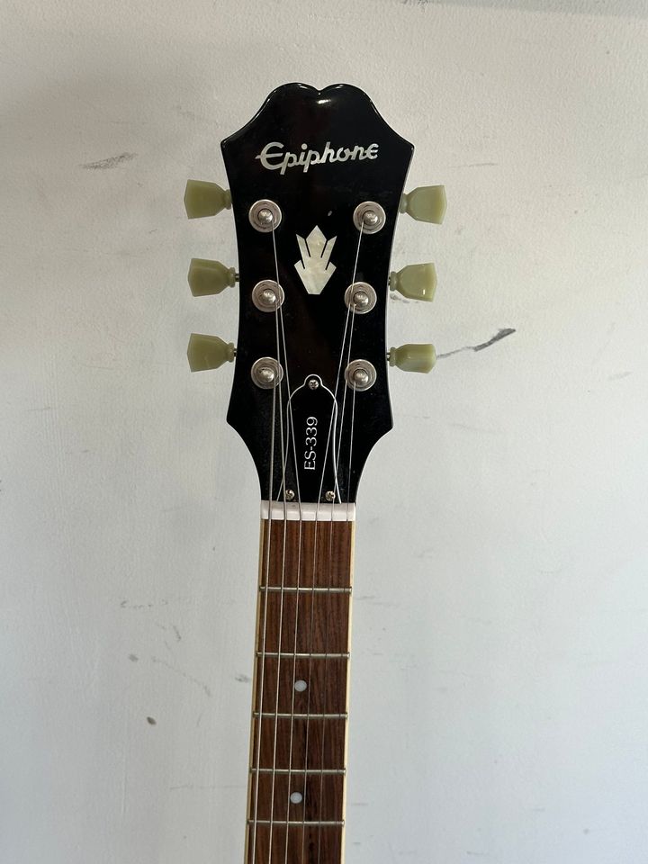Epiphone ES-339 Semi-Hollow Electric Guitar Vintage Sunburst