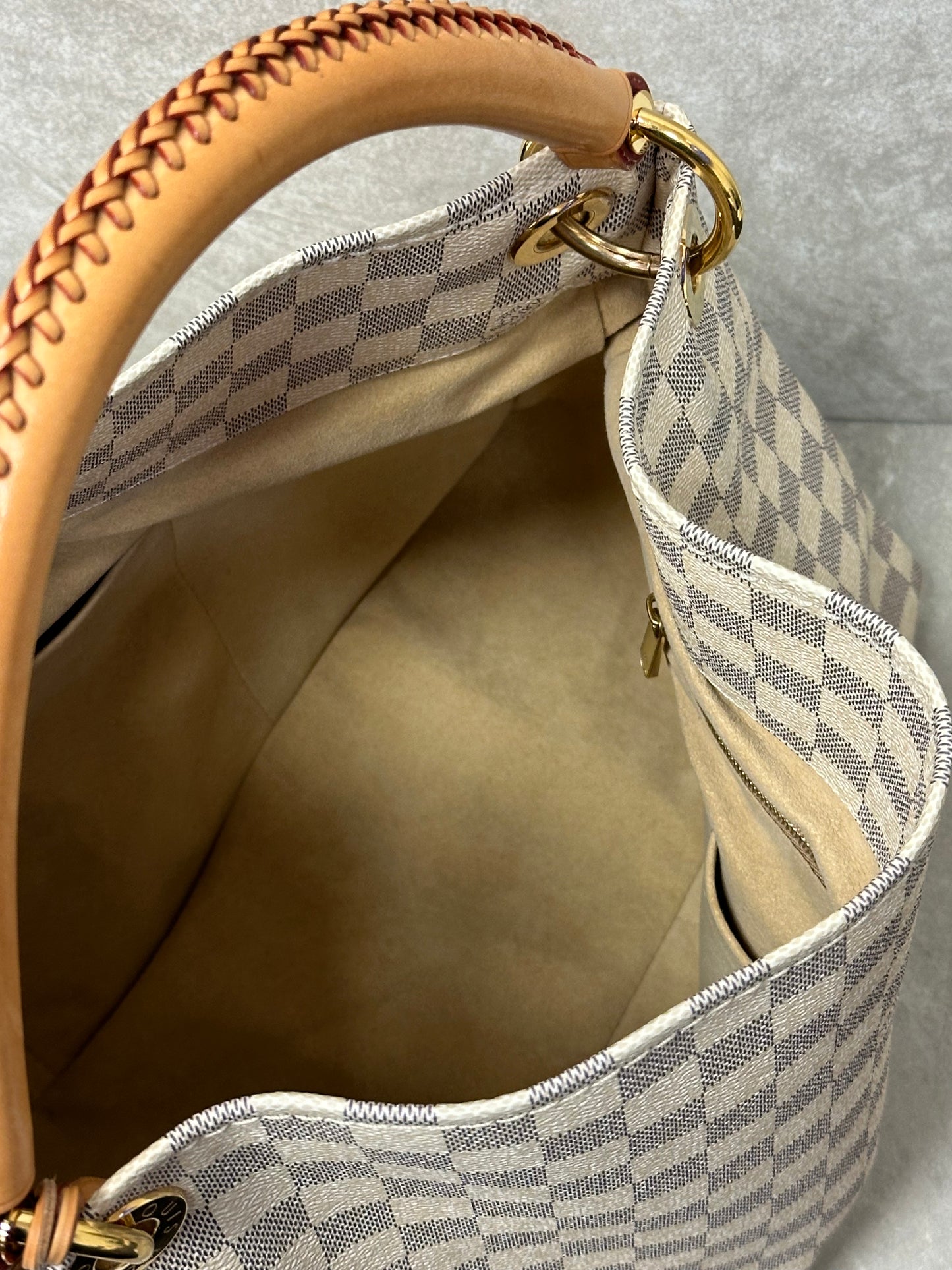 Louis Vuitton Damier Azur Artsy MM Beige Handbag