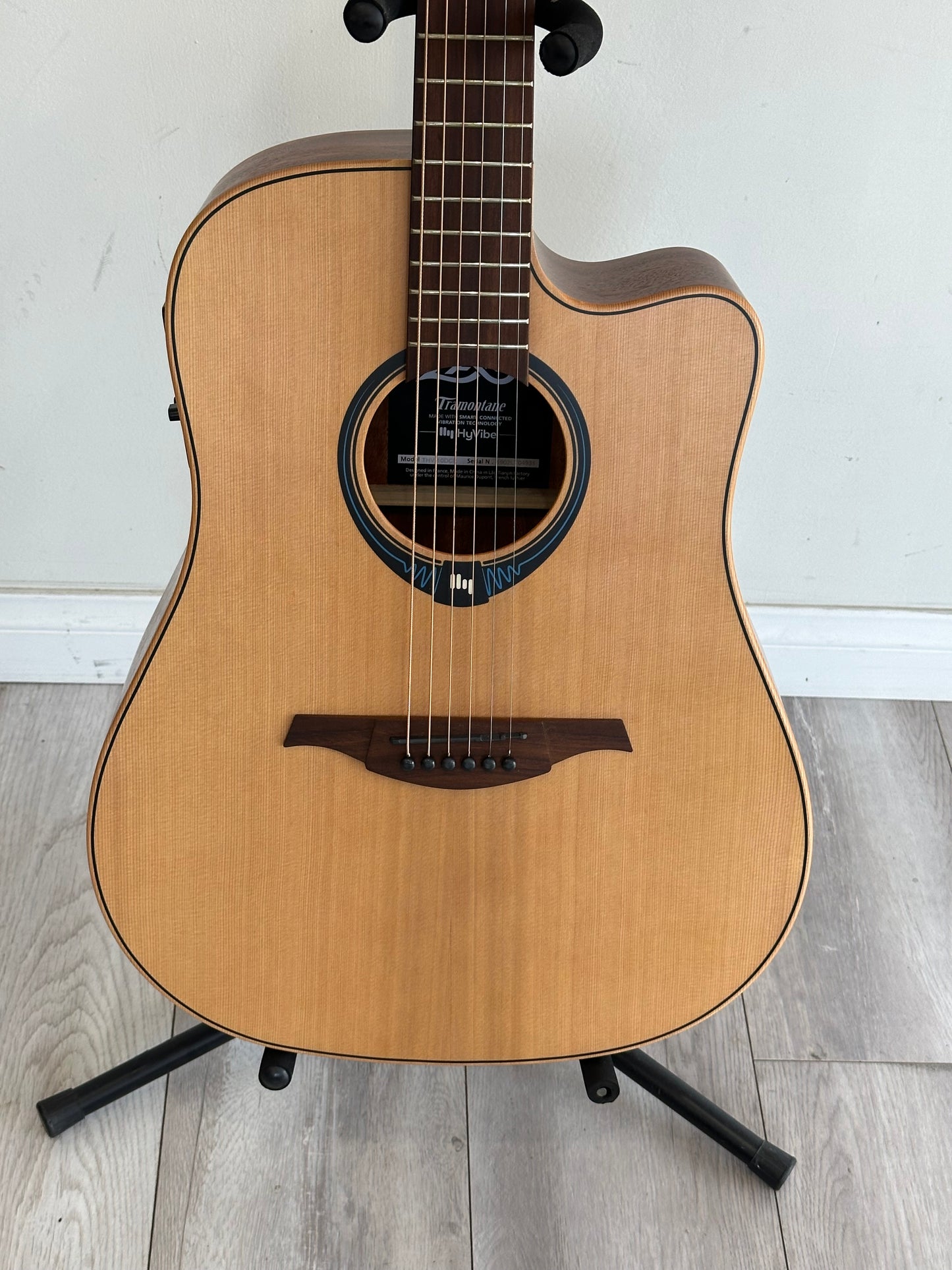 LAG Tramontane THV-10DCE Dreadnought Cutaway Electric/Acoustic Guitar W/ HyVibe
