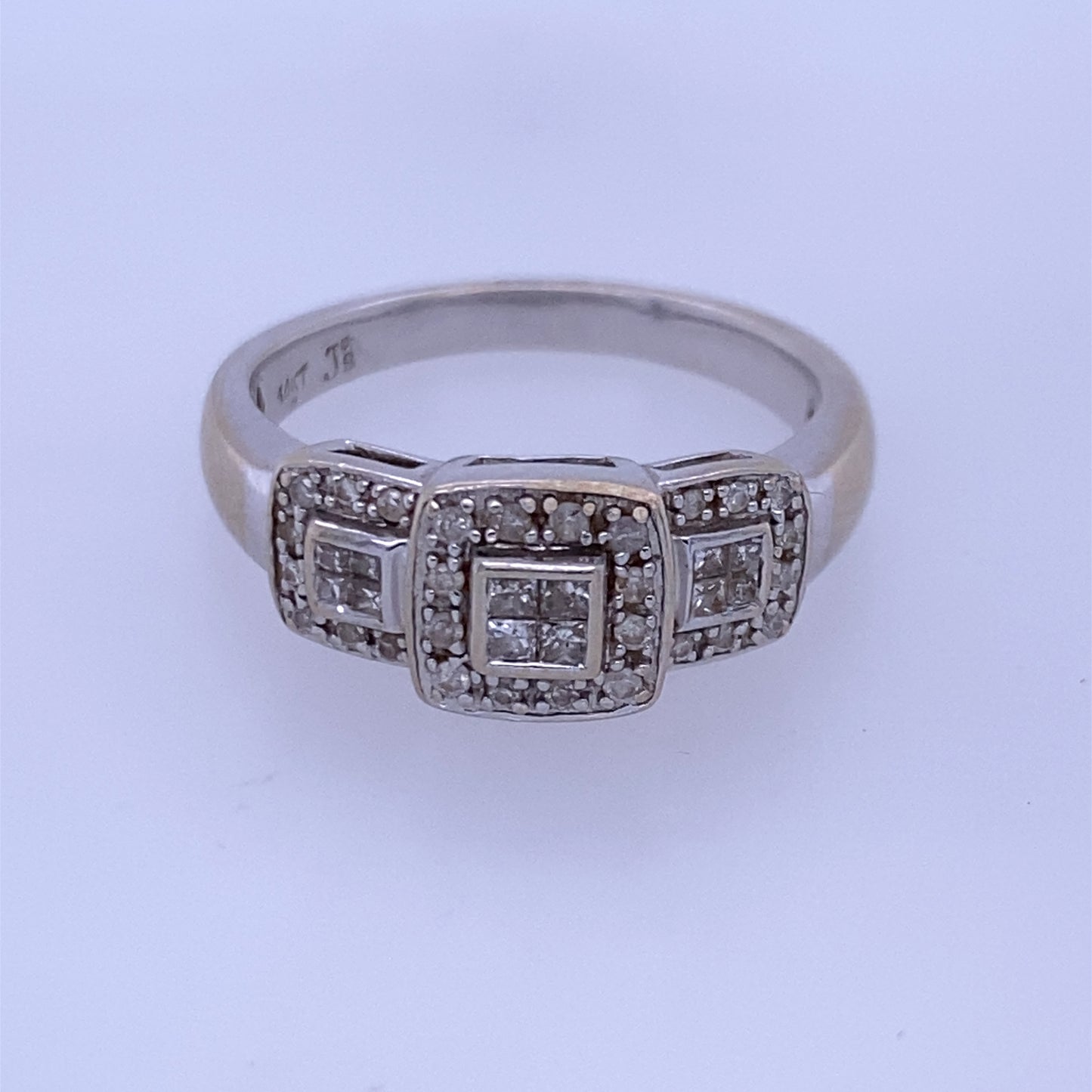 14k White Gold Custom Ring W/ 0.53TCW of Round & Sqaure Diamond Stones