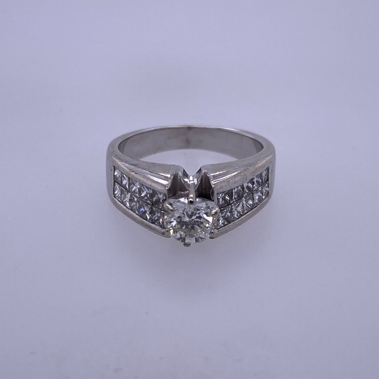 14k White Gold Engagement/Wedding Ring W/ 0.65CT Diamond Center Stone