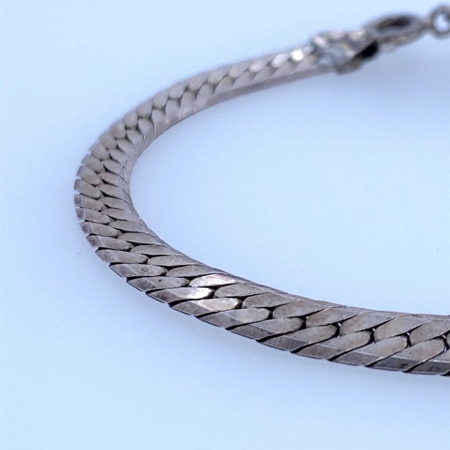 925 Sterling Silver Serpentine Link Bracelet