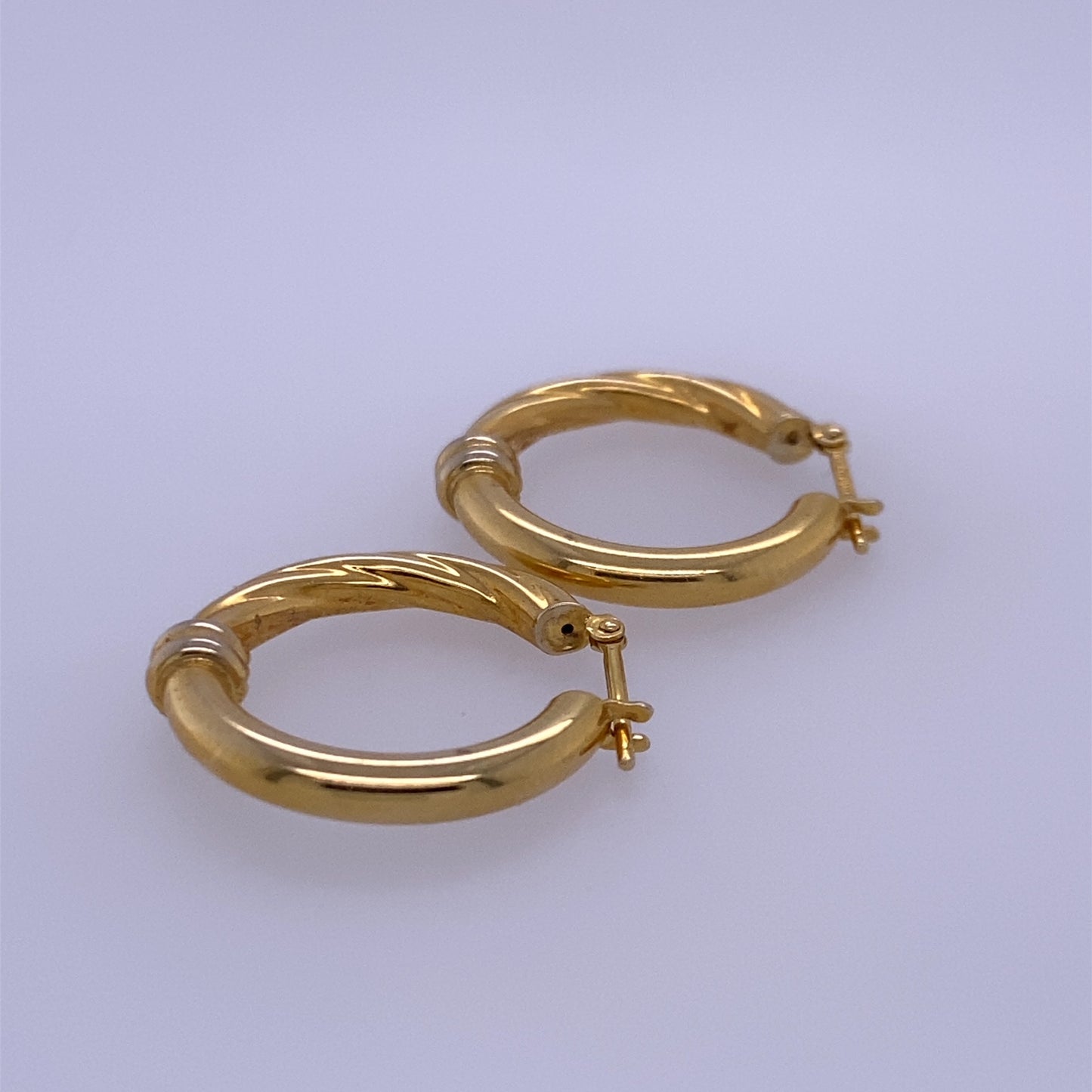 14k Yellow Gold Small Round Hoop Earrings