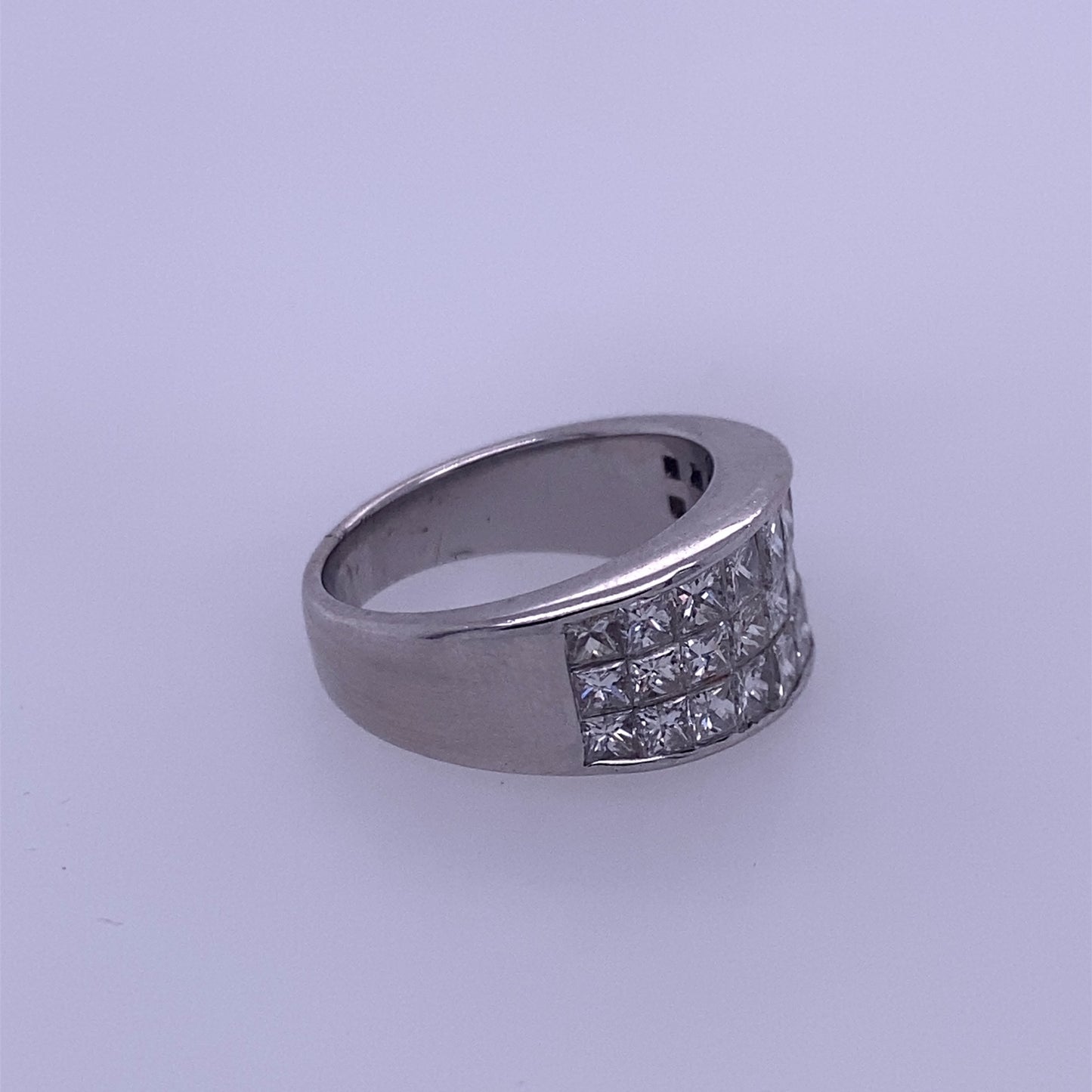 18k White Gold Princess Cut Diamond Ring