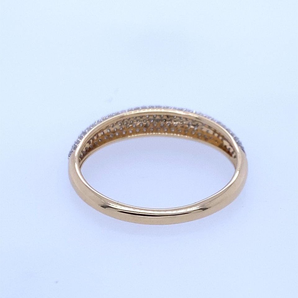 14k Yellow Gold Single Band Ring W/ Cluster Diamonds