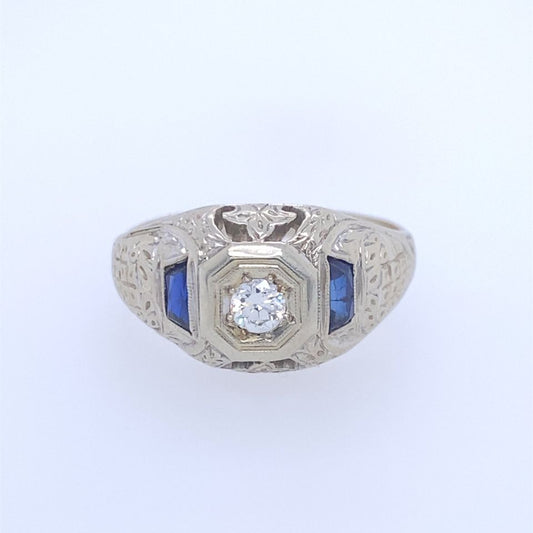 14k White Gold Vintage Ring with 0.15CT Diamond Center Stone