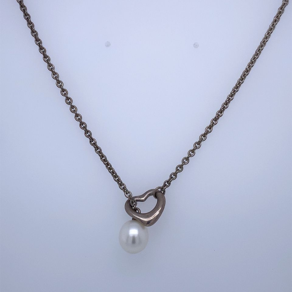 Tiffany & Co Open Heart Lariat Necklace With Pearl