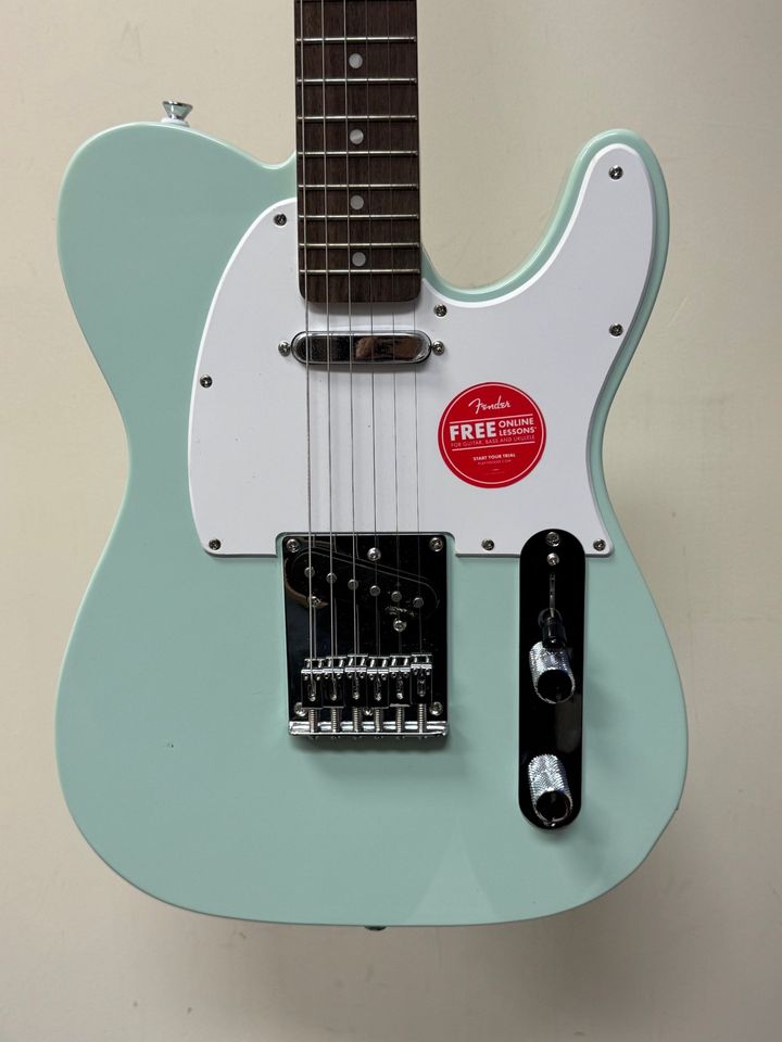 Squier Sonic Telecaster Laurel Fingerboard Limited-Edition Electric Guitar Surf Green