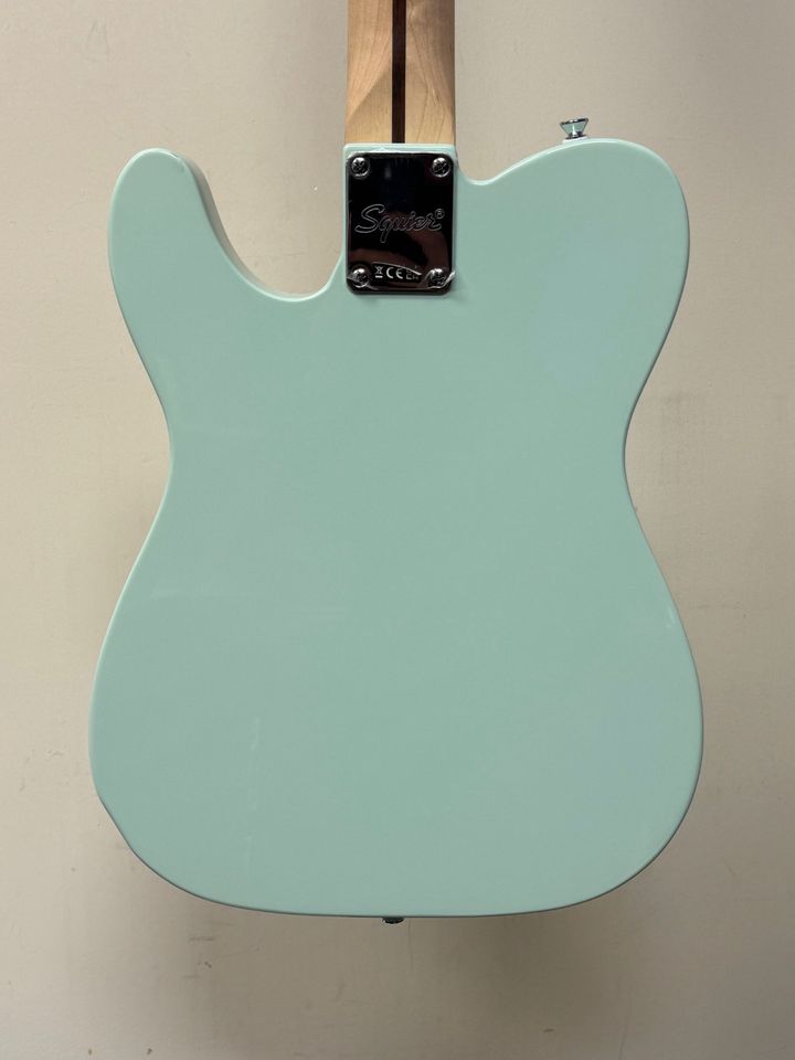 Squier Sonic Telecaster Laurel Fingerboard Limited-Edition Electric Guitar Surf Green