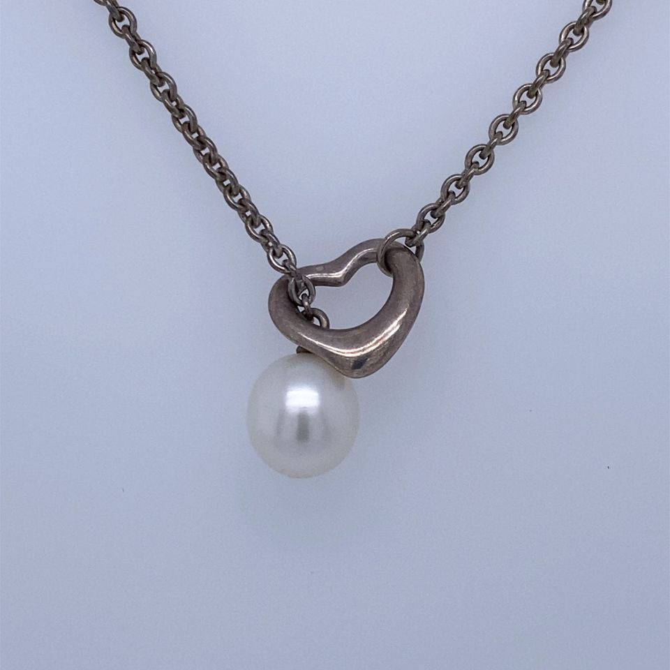 Tiffany & Co Open Heart Lariat Necklace With Pearl