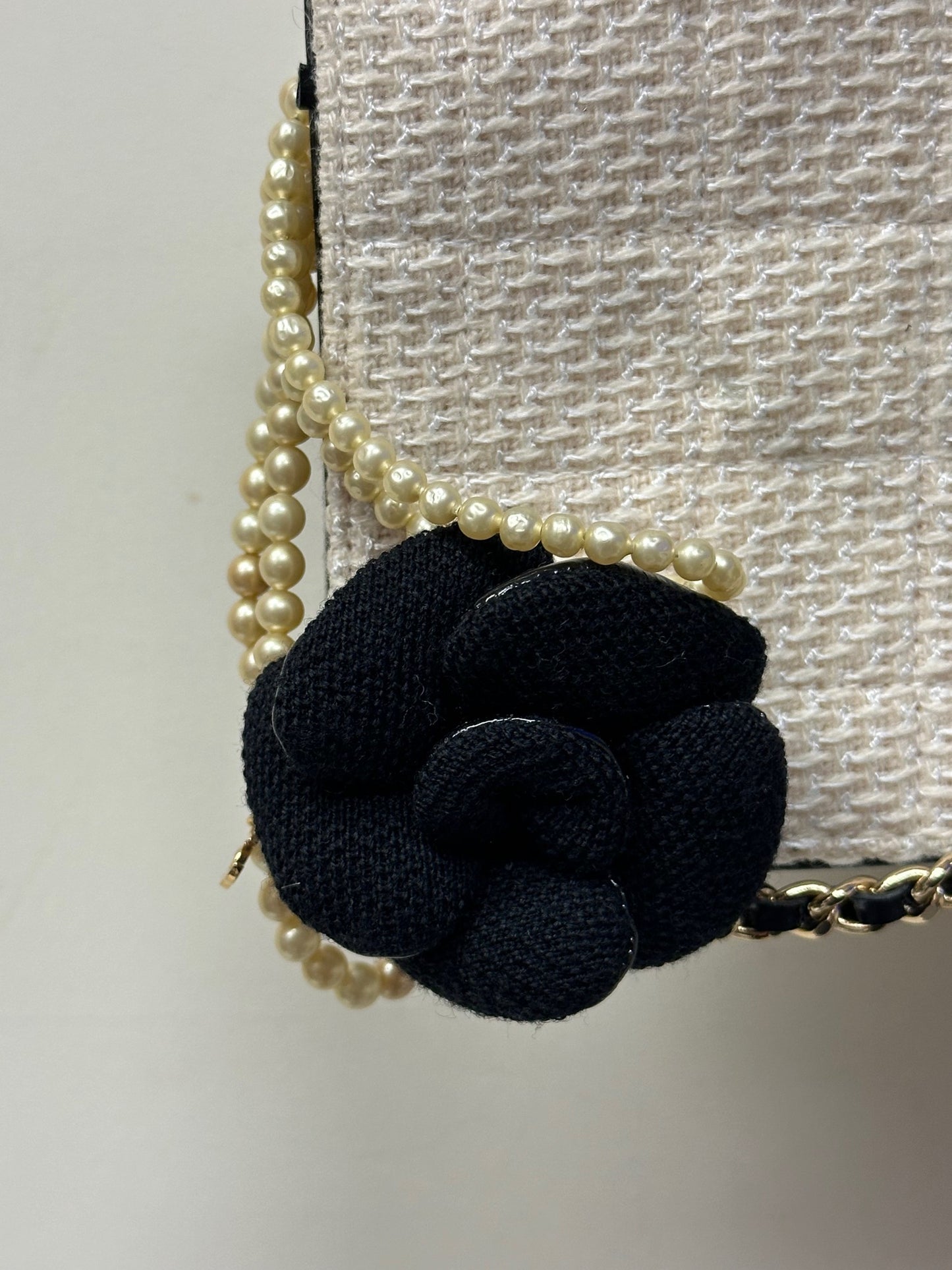 Chanel Pearl Leather Floral Purse Bag