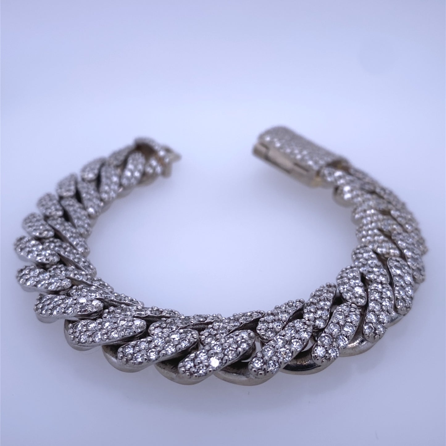 10k White Gold Diamond Cuban Link Bracelet