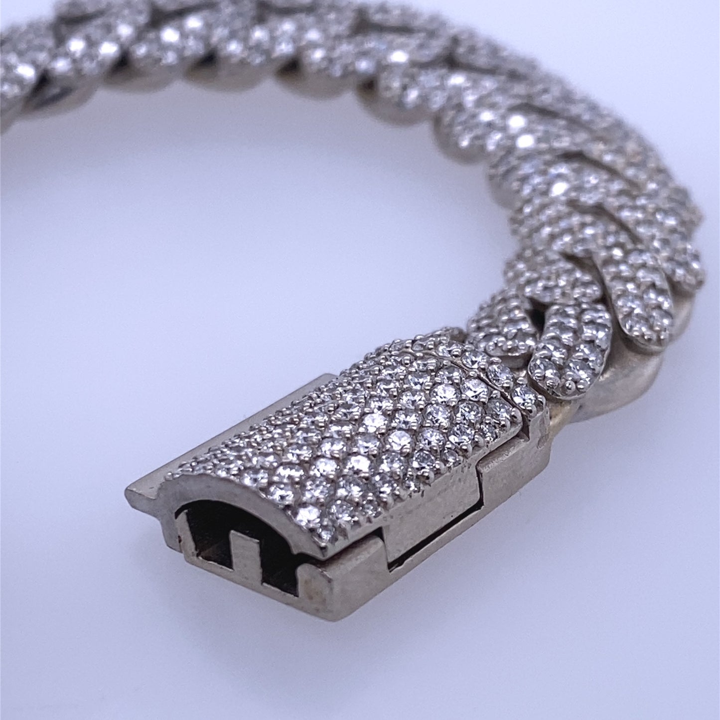 10k White Gold Diamond Cuban Link Bracelet