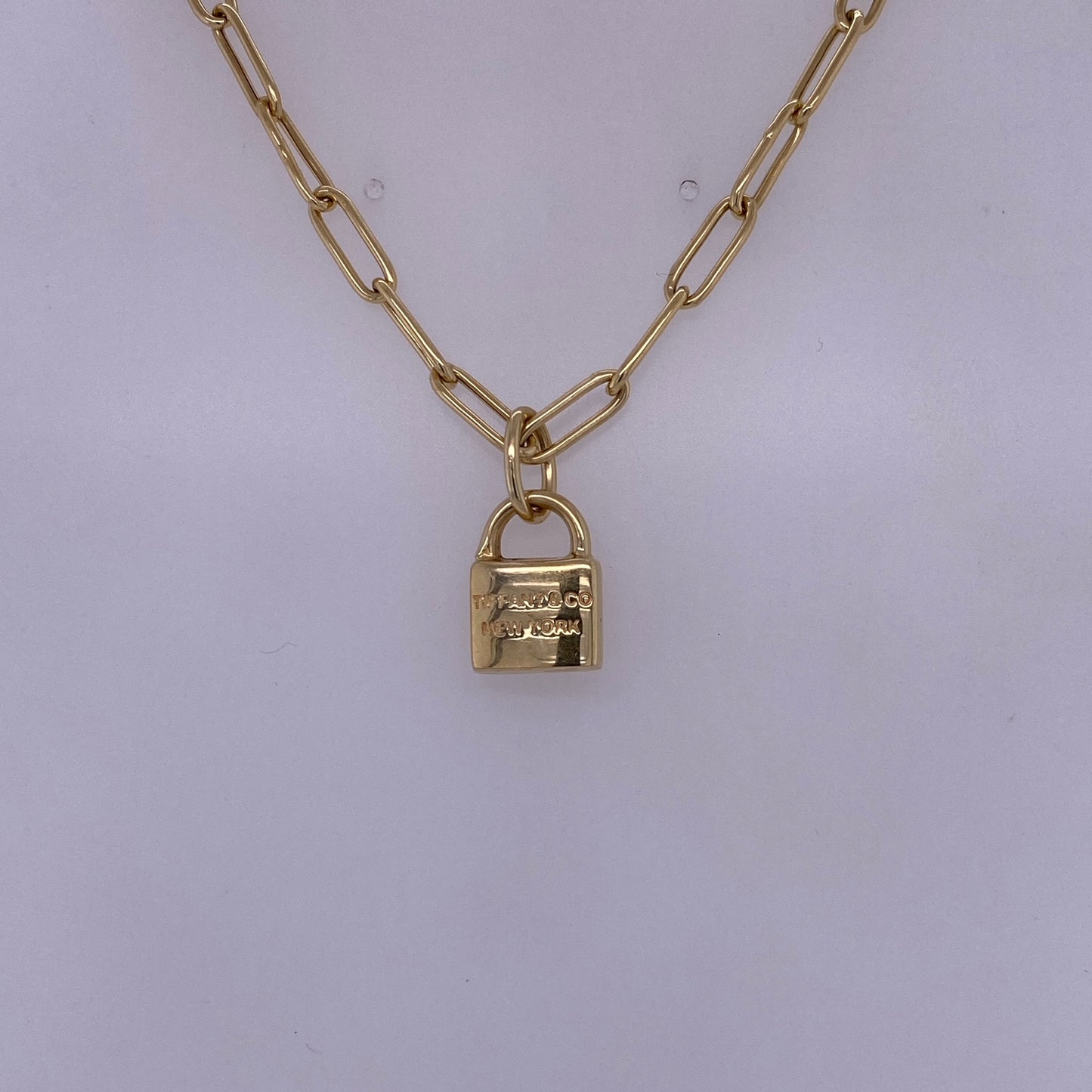 18k Yellow Gold Paper Clip Bracelet W/ Lock Charm