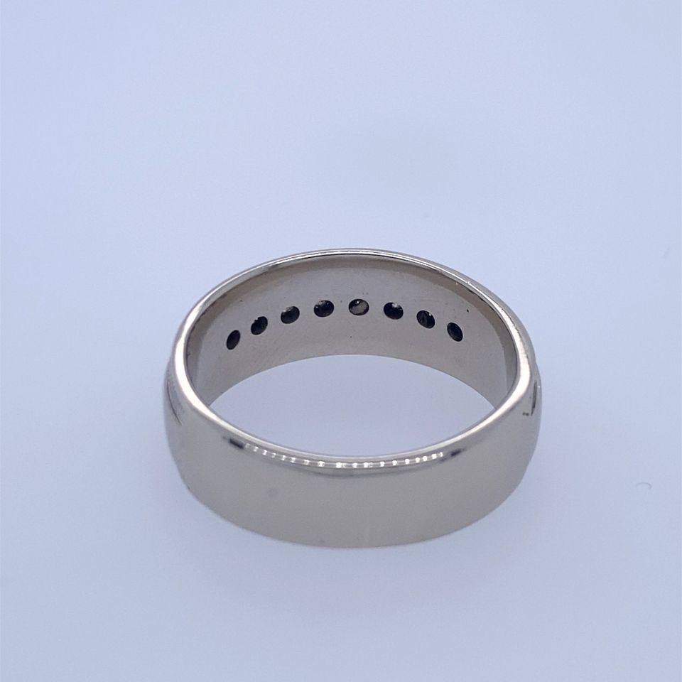 14k White Gold Mens Band Ring With Diamonds